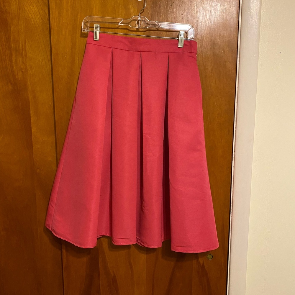 New York & Company Women’s (0) Vibrant Pink Box Pleated A-Line Skirt w/Pockets.